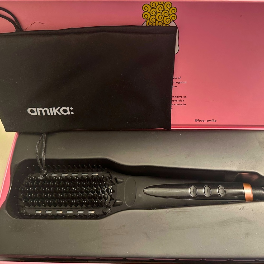Amika Polished Perfection 2.0 Straightening Brush